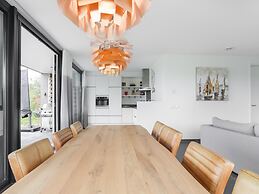 Modern Holiday Home in Kamperland With Garden