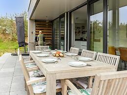 Modern Holiday Home in Kamperland With Garden