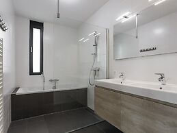 Modern Holiday Home in Kamperland With Garden