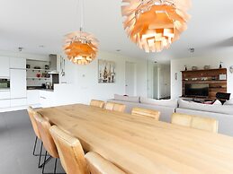 Modern Holiday Home in Kamperland With Garden