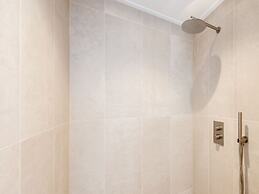 Pleasaing Holiday Home in Oostkapelle With Garden