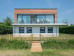 Detached Villa With Views Over Lake Veere