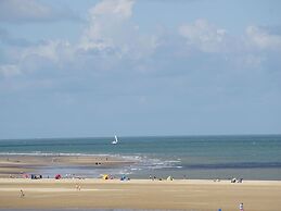 Apartment in Kamperland by the Sea