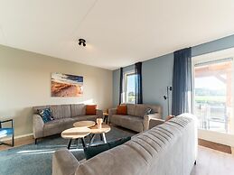 Detached Villa With View, Garden and Privacy