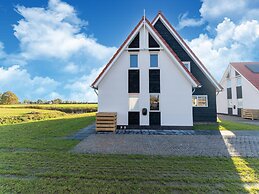 Detached Villa With View, Garden and Privacy