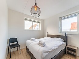 Home: Steps From Sea & Relaxation