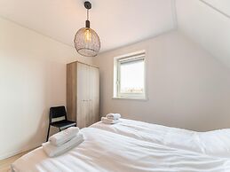 Home: Steps From Sea & Relaxation