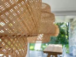 Magnificent Holiday Home on Lake Veere