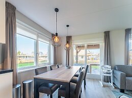 Relaxing Nature Retreat w/ Beach