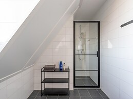 Holiday Home With South Facing Garden