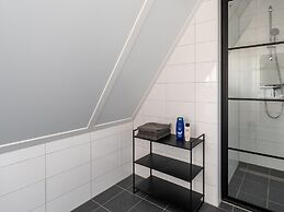 Holiday Home With South Facing Garden