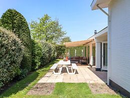 Amazing Holiday Home in Kamperland With Sauna