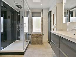 Lovely Holiday Home in Kamperland With Garden