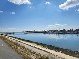 Lovely Holiday Home in Kamperland With Garden