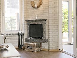 Lovely Holiday Home in Kamperland With Garden