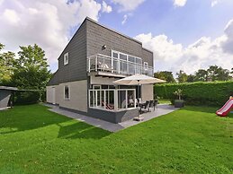 Holiday Home Cederlaan in Kamperland