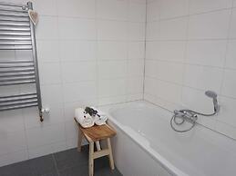 Bungalow Perfect for Water Sports