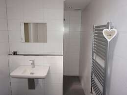 Bungalow Perfect for Water Sports