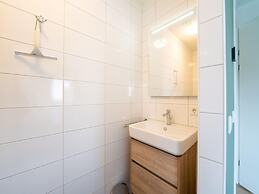 Cozy Retreat With Parking and Charging