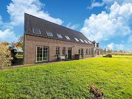 Holiday Home in Sint Kruis With a Garden