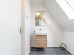 Modern Holiday Home in Scherpenisse With Garden