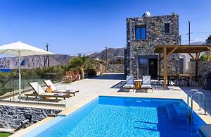 Mochlos Harbour View - 3 bed Villa With sea Views