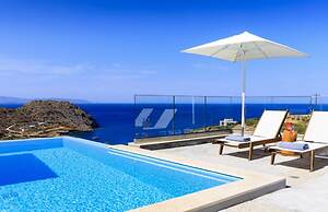 Mochlos Harbour View - 3 bed Villa With sea Views