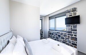 Mochlos Harbour View - 3 bed Villa With sea Views