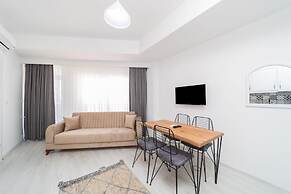 Modern and Comfortable Apartment in Muratpasa