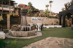Selah Hotel