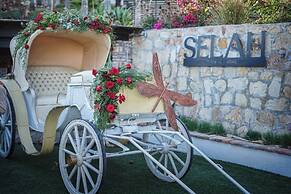 Selah Hotel