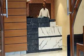 Goroomgo Royal View Digha