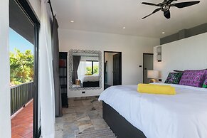Picturesque 4br Cape Yamu  Pool Villa