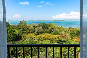 Picturesque 4br Cape Yamu  Pool Villa