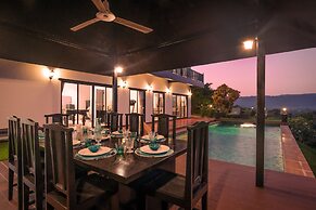 Picturesque 4br Cape Yamu  Pool Villa