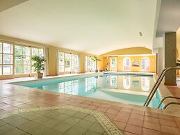 Beautiful Villa in Drunen With Private Heated Pool