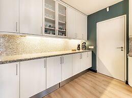 Beautiful Villa in Drunen With Private Heated Pool