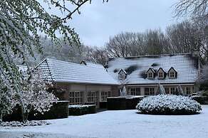Beautiful Villa in Drunen With Private Heated Pool