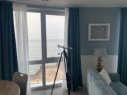 Modern Retreat With Private Sauna