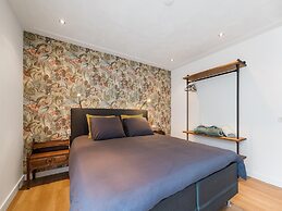 Holiday Home in Kaatsheuvel With hot tub