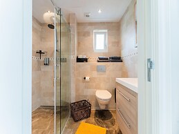 Holiday Home in Kaatsheuvel With hot tub