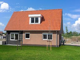 Holiday Home in Scherpenisse With Garden