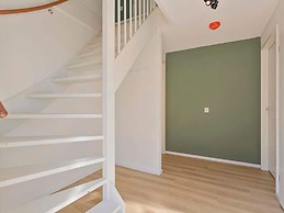 Holiday Home in Scherpenisse With Garden