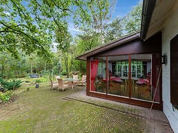 Beautiful Holiday Home in Baarle-nassau With Garden