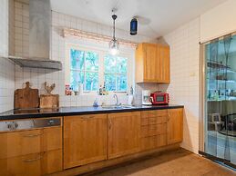 Beautiful Holiday Home in Baarle-nassau With Garden