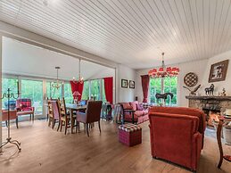 Beautiful Holiday Home in Baarle-nassau With Garden