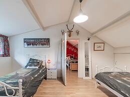 Beautiful Holiday Home in Baarle-nassau With Garden