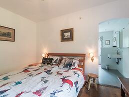 Beautiful Holiday Home in Baarle-nassau With Garden