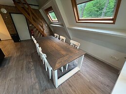 Modern Holiday Home in Stramproy in the Forest