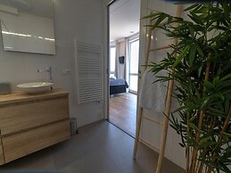 Premium Apartment With Covered Terrace